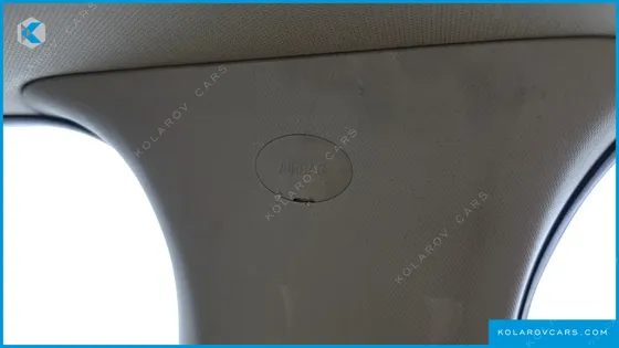 KIA CARNIVAL GASOLINE 11-SEATER PRESTIGE