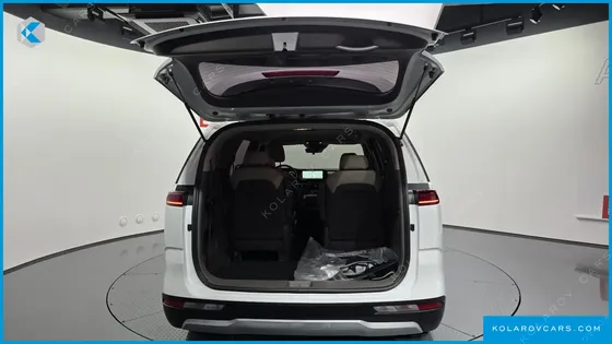 KIA CARNIVAL DIESEL 9-SEATER PRESTIGE