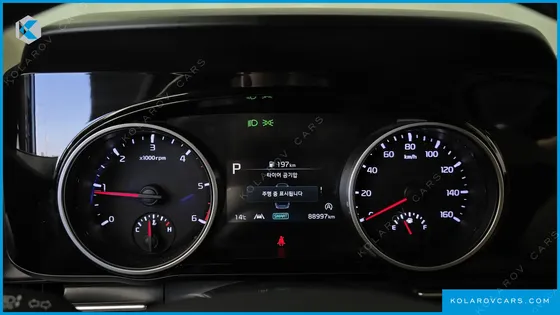 KIA CARNIVAL DIESEL 11-SEATER PRESTIGE