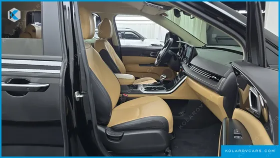 KIA CARNIVAL DIESEL 11-SEATER PRESTIGE