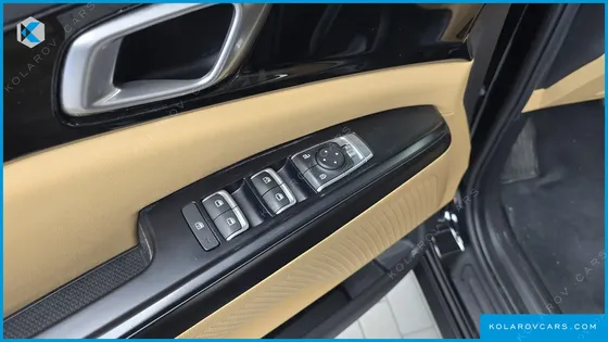 KIA CARNIVAL DIESEL 11-SEATER PRESTIGE