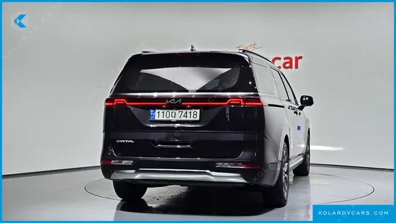 KIA CARNIVAL GASOLINE 9-SEATER SIGNATURE