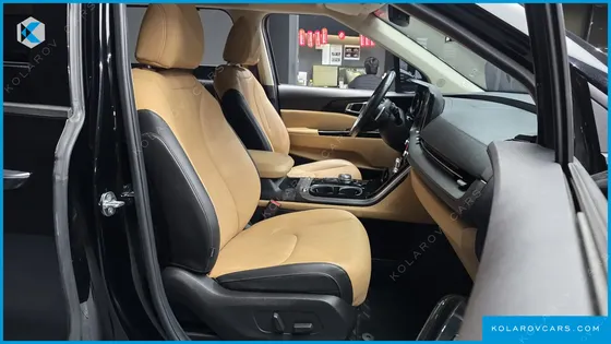 KIA CARNIVAL GASOLINE 9-SEATER NOBLESSE