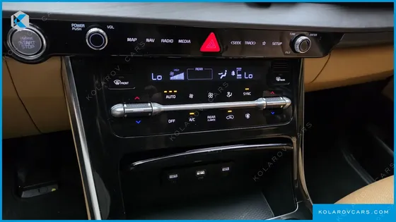 KIA CARNIVAL GASOLINE 9-SEATER NOBLESSE