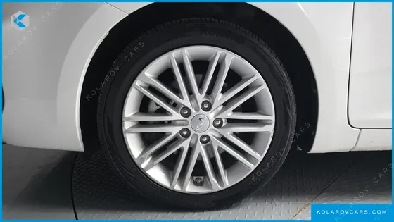 KIA CARENS 2.0 LPI PRESTIGE