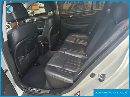 HYUNDAI GENESIS BH 380 LUXURY