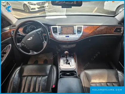HYUNDAI GENESIS BH 380 LUXURY