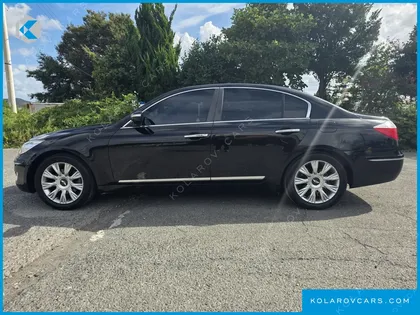 HYUNDAI GENESIS BH 380 ROYAL