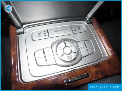 HYUNDAI GENESIS BH 380 ROYAL