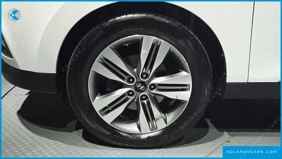 HYUNDAI TUCSON DIESEL(E-VGT) 2WD