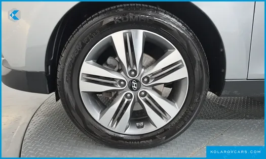 HYUNDAI TUCSON DIESEL(E-VGT) 4WD