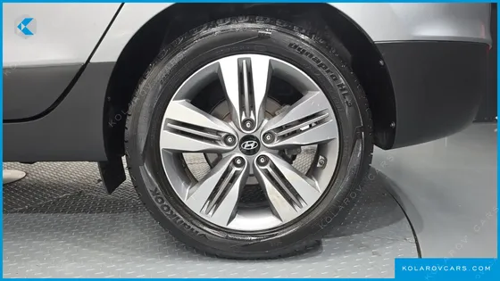 HYUNDAI TUCSON DIESEL(E-VGT) 4WD