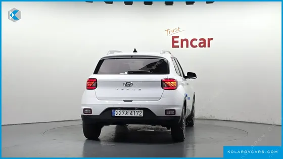 HYUNDAI VENUE 1.6 FLUX