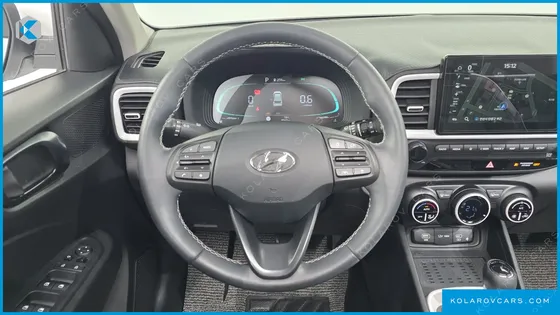 HYUNDAI VENUE 1.6 FLUX