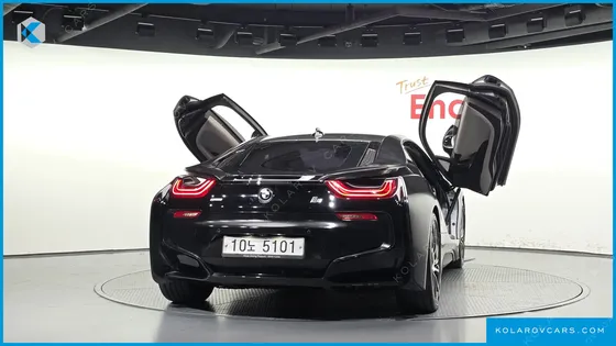 BMW I8 COUPE