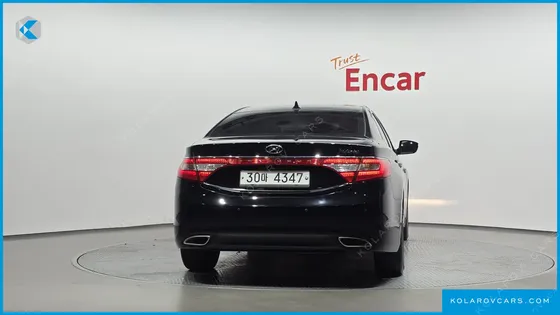 HYUNDAI GRANDEUR PREMIUM