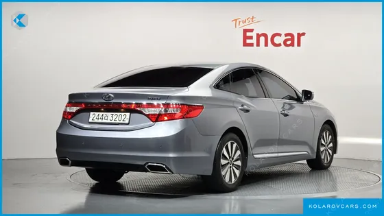 HYUNDAI GRANDEUR PREMIUM