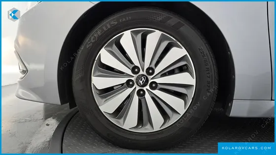 HYUNDAI GRANDEUR PREMIUM