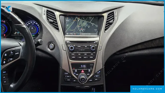 HYUNDAI GRANDEUR PREMIUM