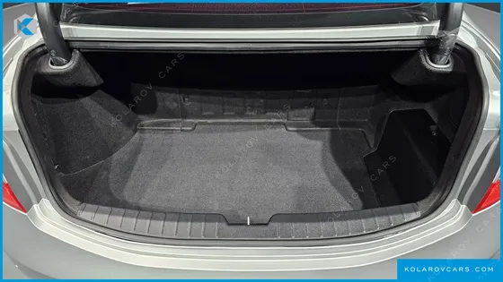 HYUNDAI GRANDEUR PREMIUM