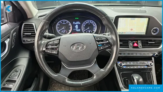 HYUNDAI GRANDEUR 2.4 PREMIUM