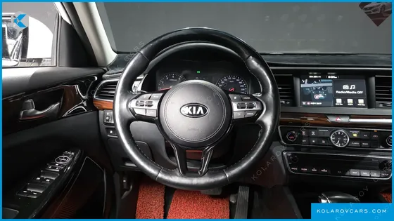 KIA K7 3.0 LPI LUXURY (RENTAL CAR)