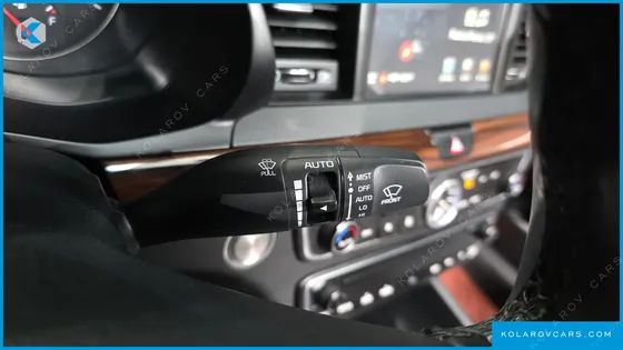 KIA K7 3.0 LPI LUXURY (RENTAL CAR)