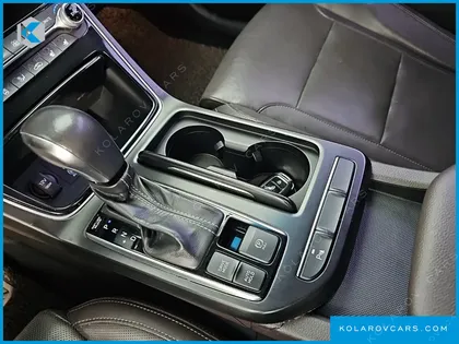 HYUNDAI GRANDEUR 2.4 PREMIUM