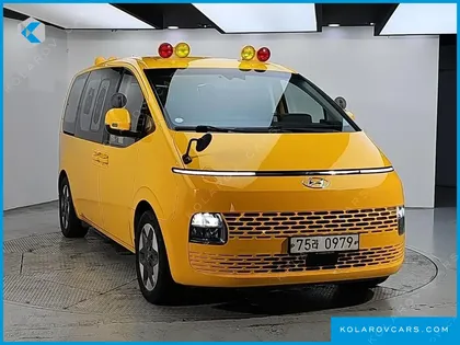 HYUNDAI STARIA L3.5  KINDER SAFETY CAR