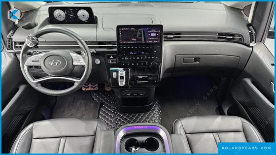 HYUNDAI STARIA L3.5 LOUNGE 7-SEATER