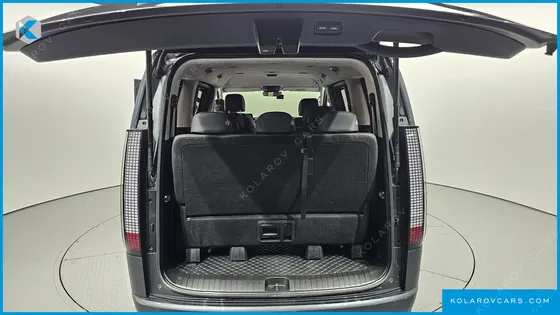 HYUNDAI STARIA L3.5 LOUNGE 7-SEATER