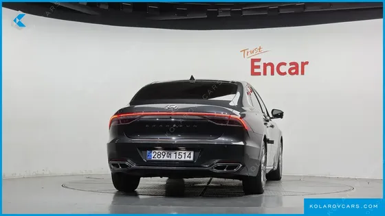 HYUNDAI GRANDEUR CALLIGRAPHY