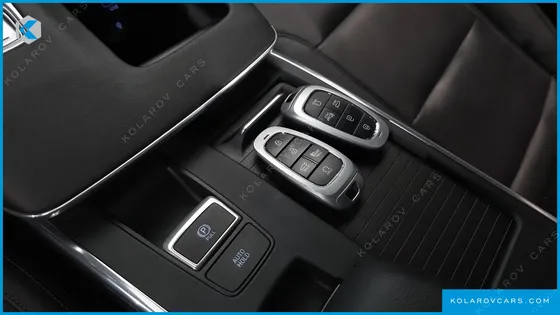 HYUNDAI GRANDEUR LE BLANC
