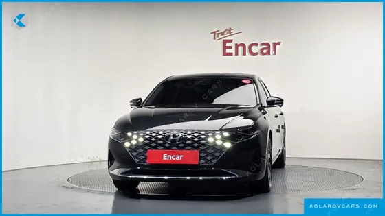 HYUNDAI GRANDEUR LE BLANC