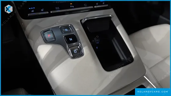 HYUNDAI GRANDEUR LE BLANC