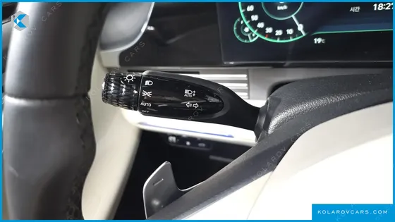 HYUNDAI GRANDEUR LE BLANC