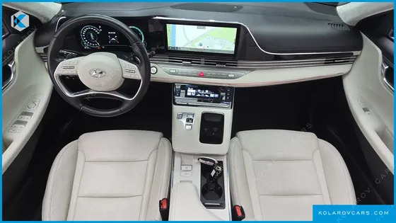 HYUNDAI GRANDEUR LE BLANC