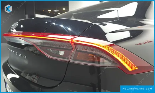 HYUNDAI GRANDEUR LE BLANC