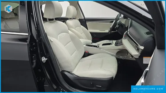 HYUNDAI GRANDEUR LE BLANC