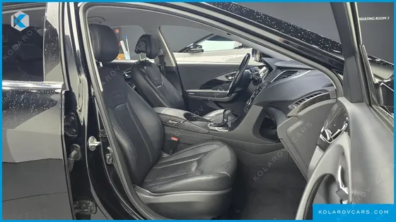HYUNDAI GRANDEUR HG240 MODERN