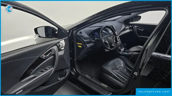HYUNDAI GRANDEUR HG240 MODERN