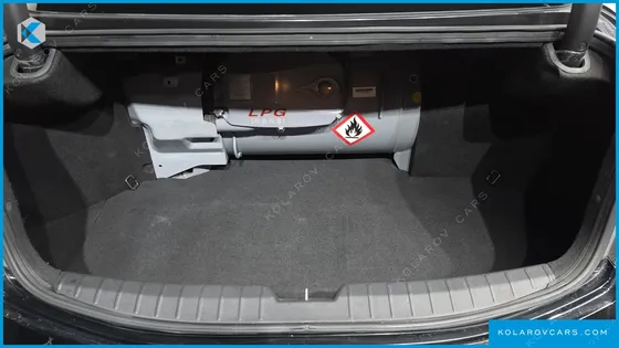 HYUNDAI GRANDEUR LPG HG300 PREMIUM