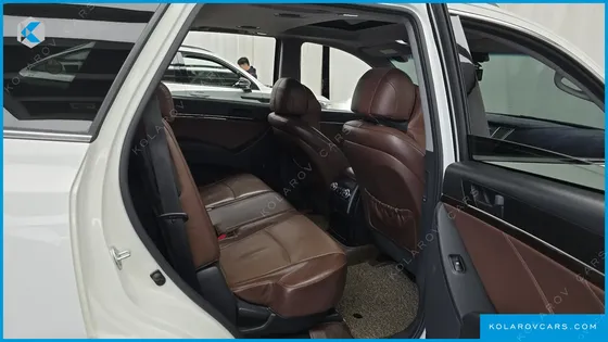 HYUNDAI VERACRUZ DIESEL 2WD 300VXL