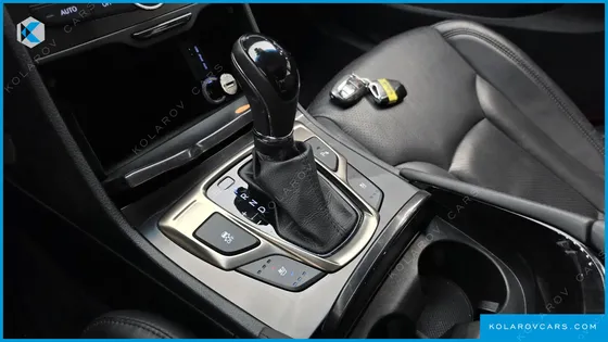 HYUNDAI GRANDEUR HG300 PREMIUM