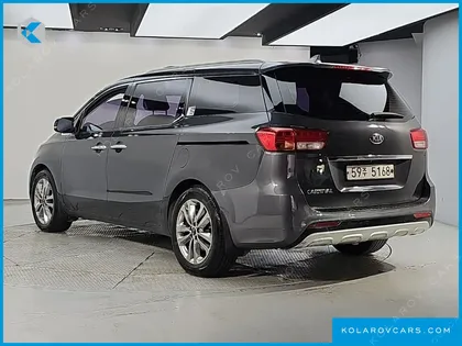 KIA CARNIVAL 9-SEATER PRESTIGE