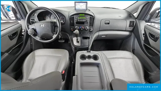 HYUNDAI STAREX 12-SEATER WAGON
