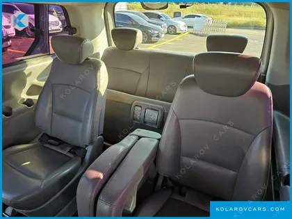 HYUNDAI STAREX 12-SEATER WAGON