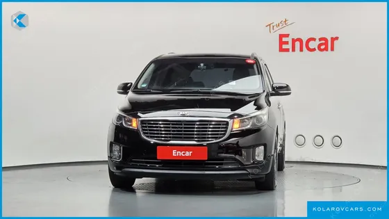 KIA CARNIVAL 11-SEATER LUXURY