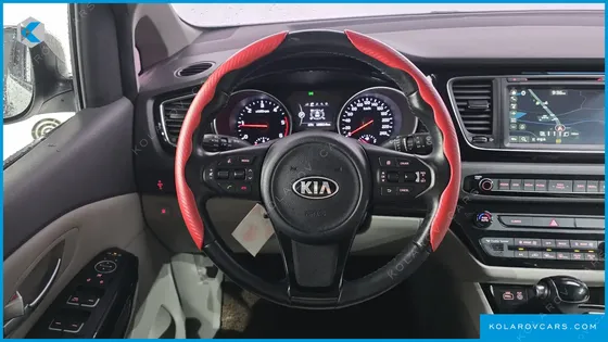 KIA CARNIVAL 9-SEATER PRESTIGE
