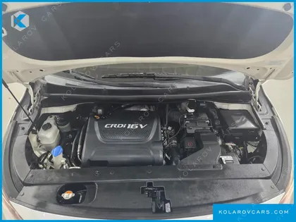KIA CARNIVAL 11-SEATER LUXURY